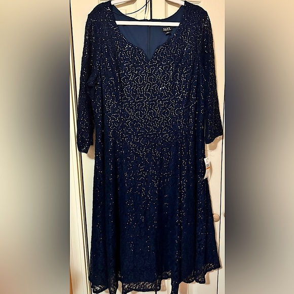 SLNY Womens Sequined Lace Cocktail Dress - Picture 6 of 8